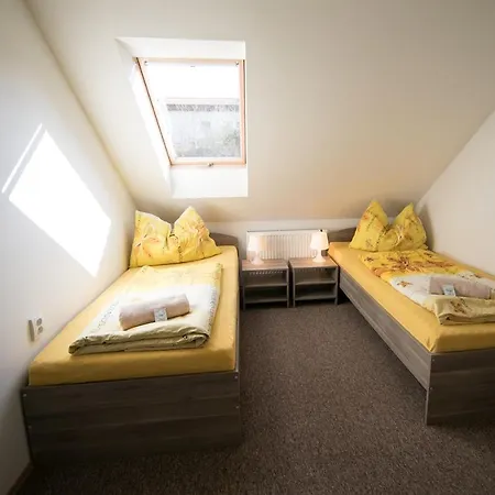 Vanuv Statek * Pelhřimov